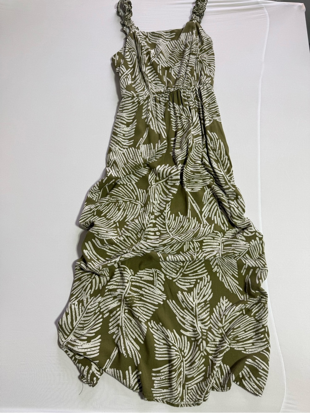 Luxology Olive & White Leaf-Print Midi Dress